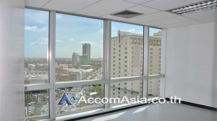 12  Office Space For Rent in Pattanakarn ,Bangkok ARL Ramkhamhaeng at UM Tower AA11808